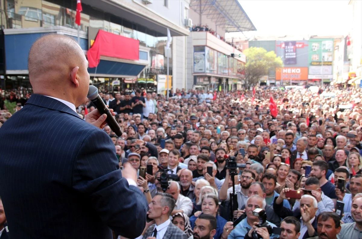 CHP\'den Kırıkkale Belediye Başkanlığına seçilen Ahmet Önal mazbatasını aldı