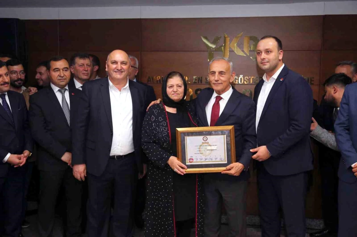 Kemal Çebi, Küçükçekmece Belediye Başkanı olarak göreve başladı