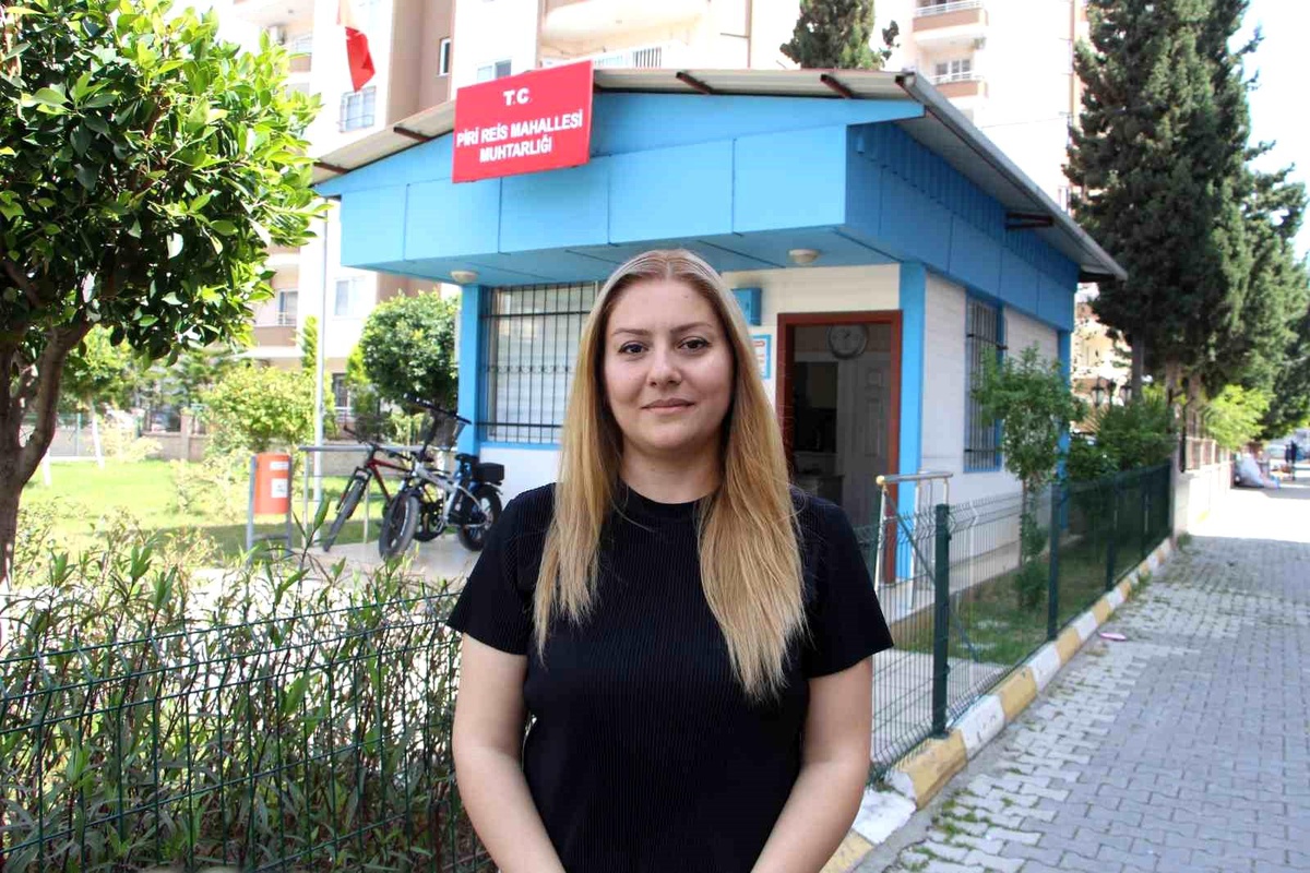 Hatay\'da Kadın Aday 5 Erkek Rakibine Karşı 300 Oy Farkla Muhtar Seçildi