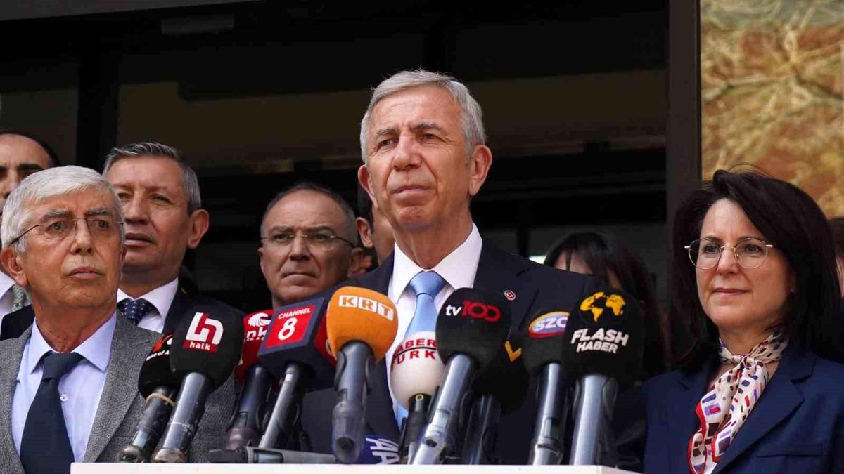 Mansur Yavaş, mazbatasını aldı