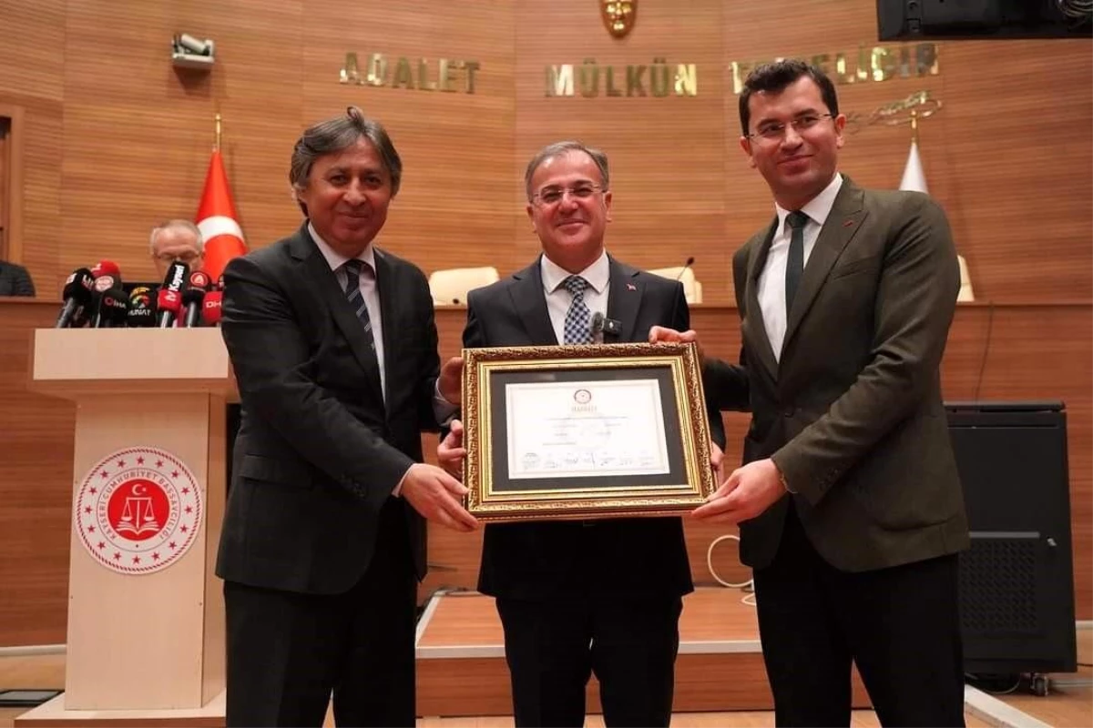 Bilal Özdoğan, Hacılar Belediye Başkanı olarak ikinci dönemine başladı