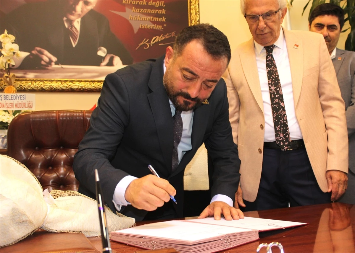 Ödemiş Belediye Başkanı Mustafa Turan göreve başladı