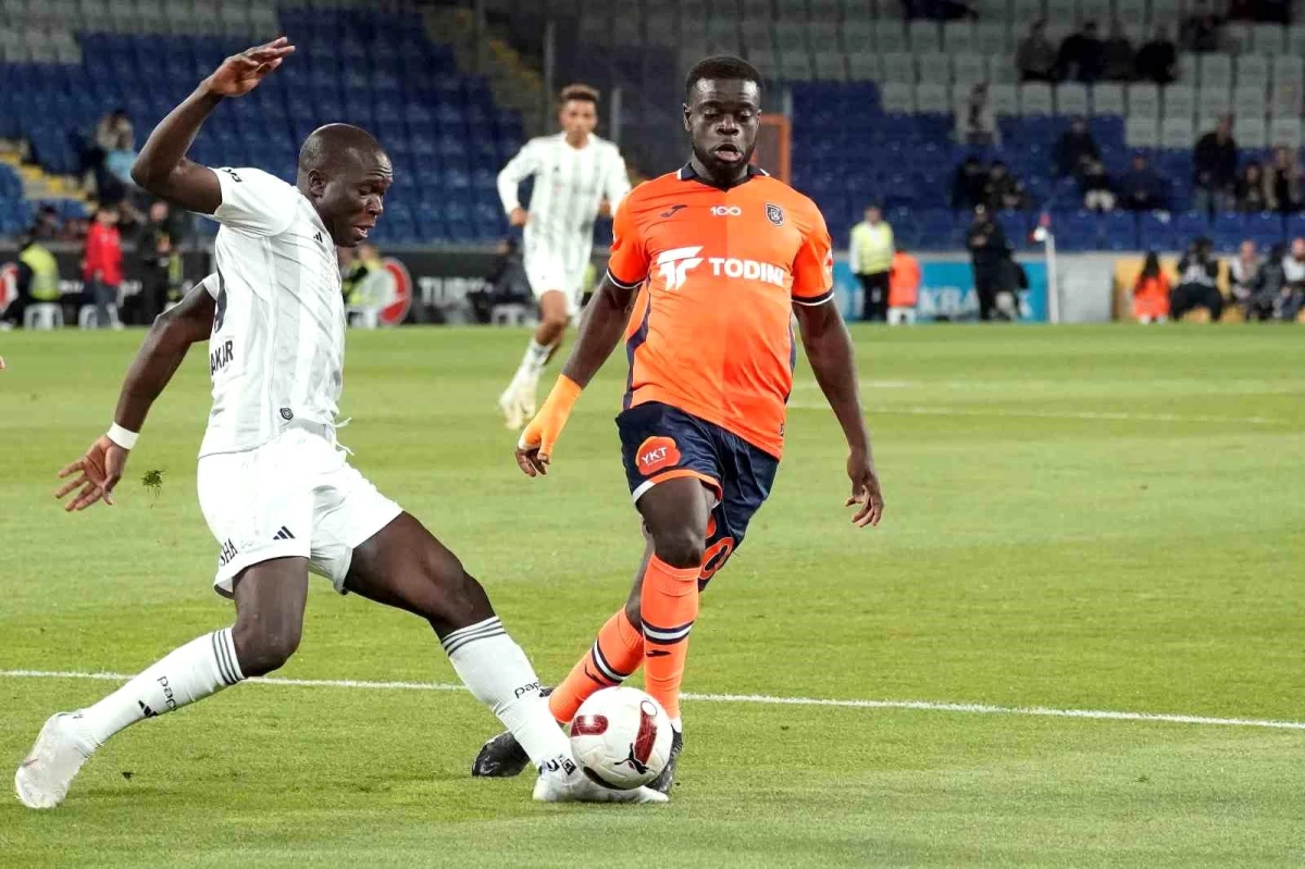 Trendyol Süper Lig: RAMS Başakşehir: 0 Beşiktaş: 1 (Maç devam ediyor)