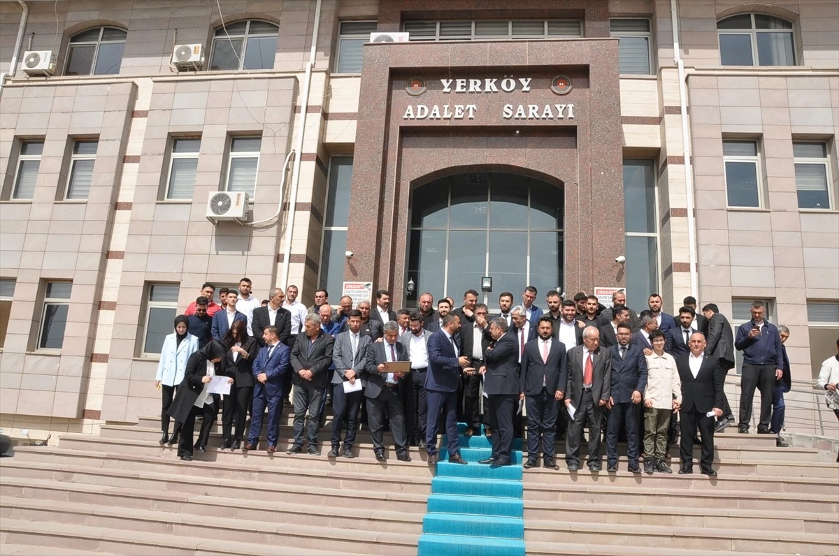 Yerköy Belediye Başkanı Fatih Arslan mazbatasını aldı