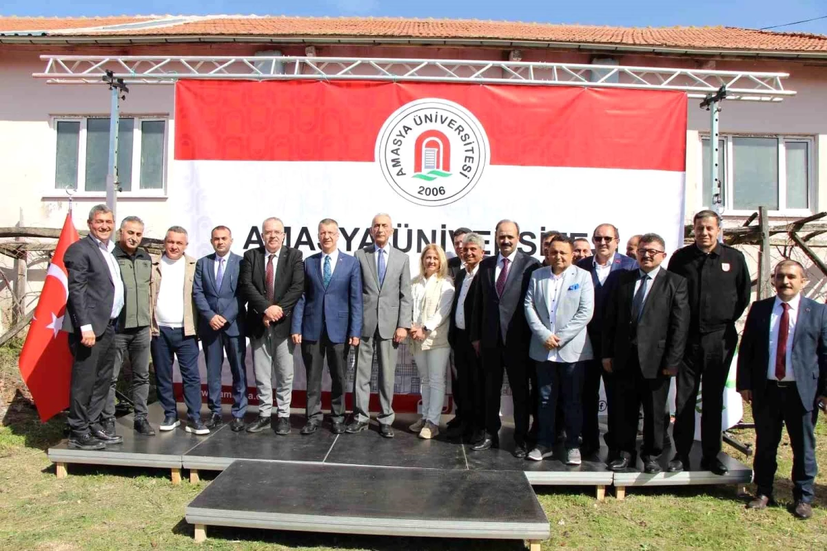 Amasya Üniversitesi ile Özel Firma Arasında Endüstriyel Kenevir Yetiştiriciliği İşbirliği Protokolü İmzalandı