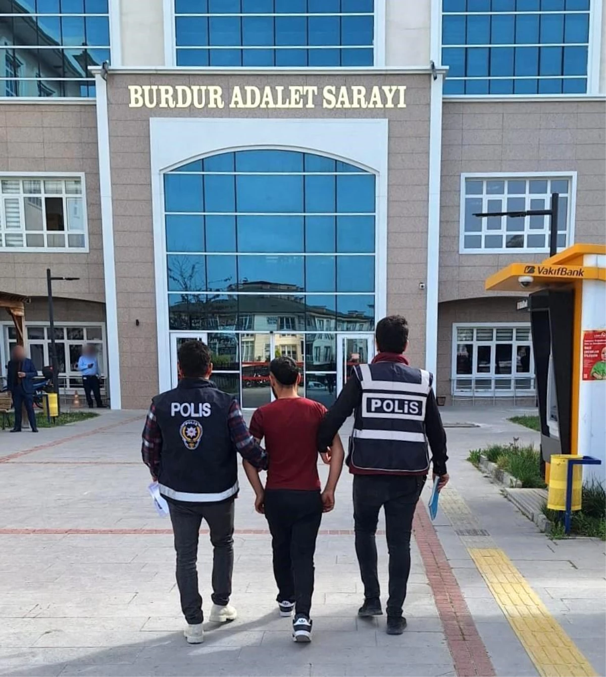 Burdur\'da Motosiklet Hırsızlığı Şüphelileri Tutuklandı