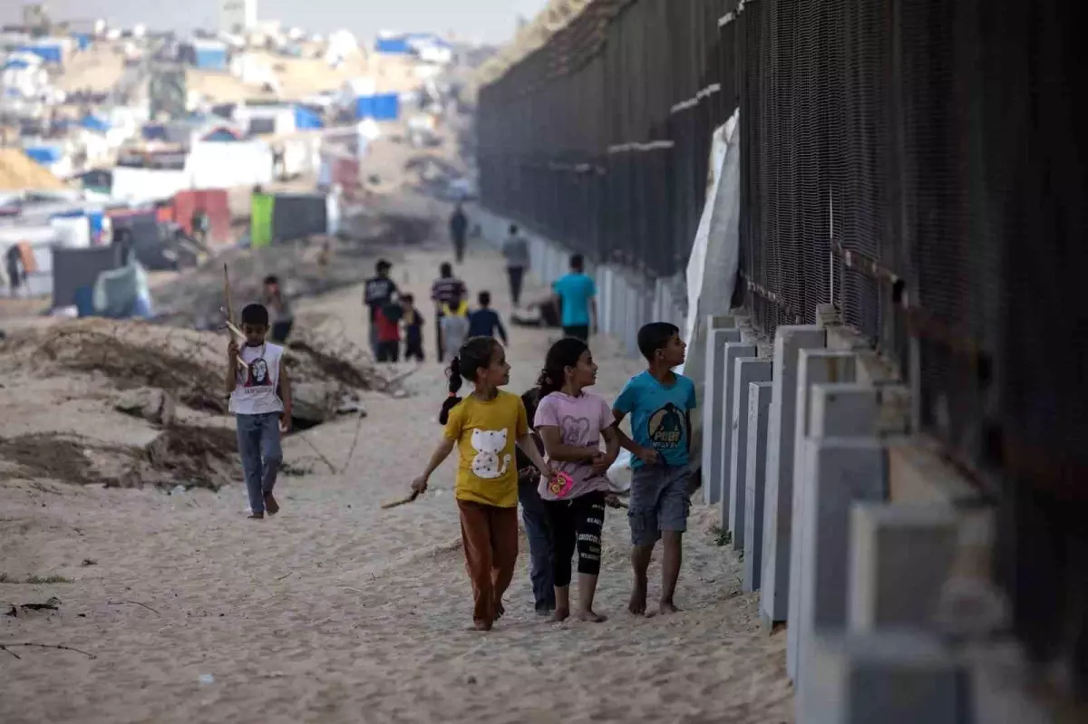 Gazze\'de açlık ve susuzluktan ölen çocuk sayısı 31\'e yükseldi