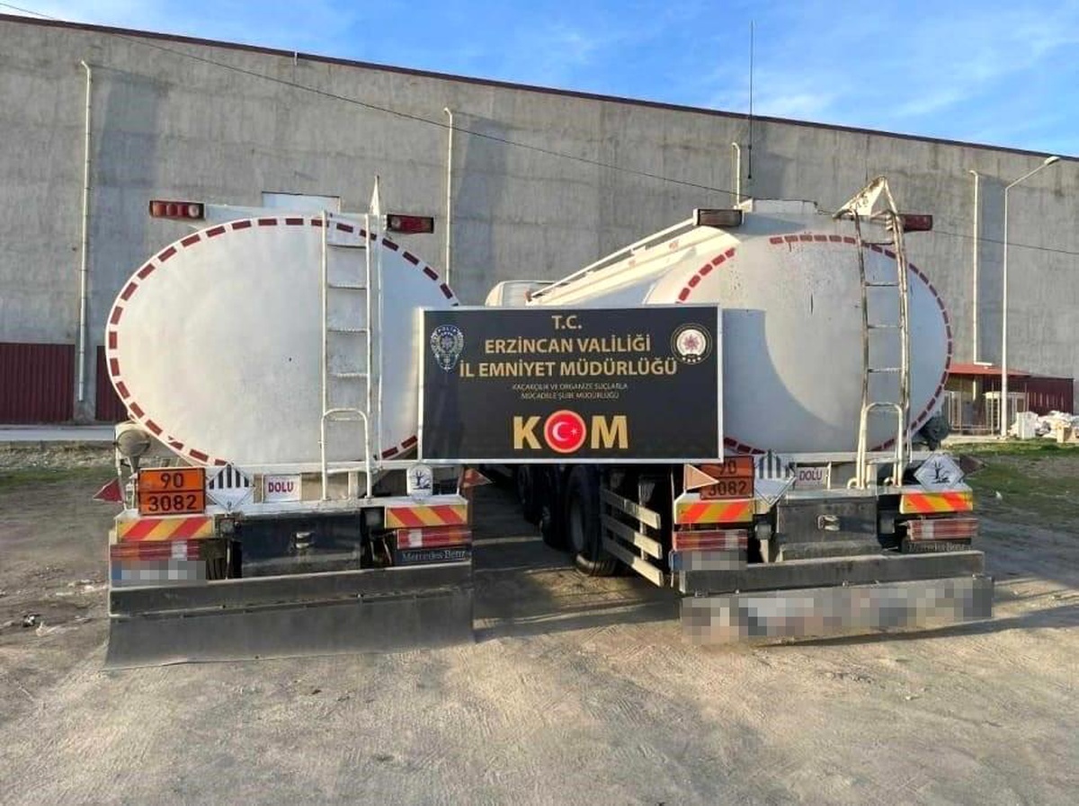 Erzincan\'da Kaçak Akaryakıt Operasyonu: 2 Tanker Sürücüsü Gözaltına Alındı
