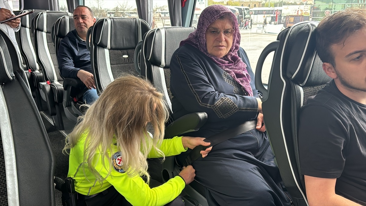 Kayseri\'de Emniyet Kemeri Uygulaması