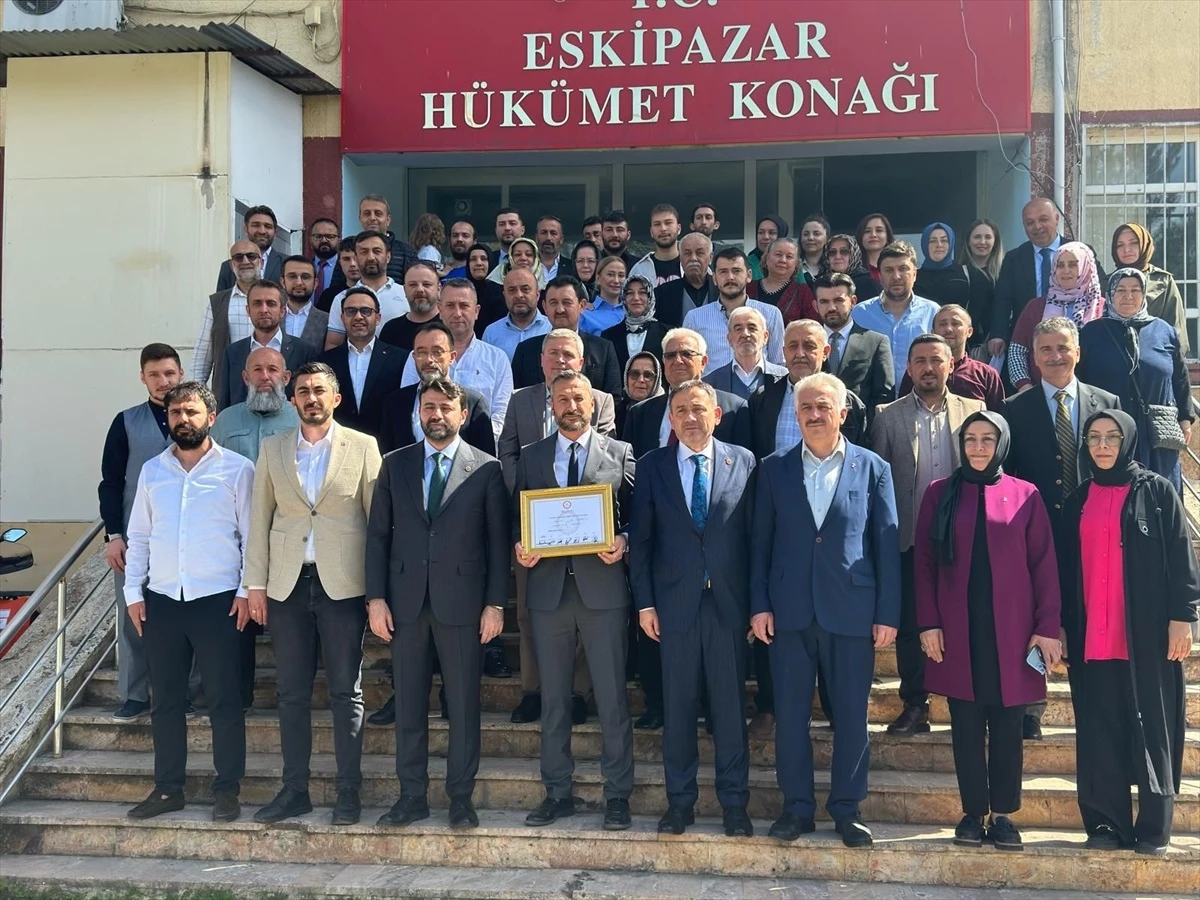 AK Parti\'den Ovacık ve Eskipazar Belediye Başkanları Görevlerine Başladı