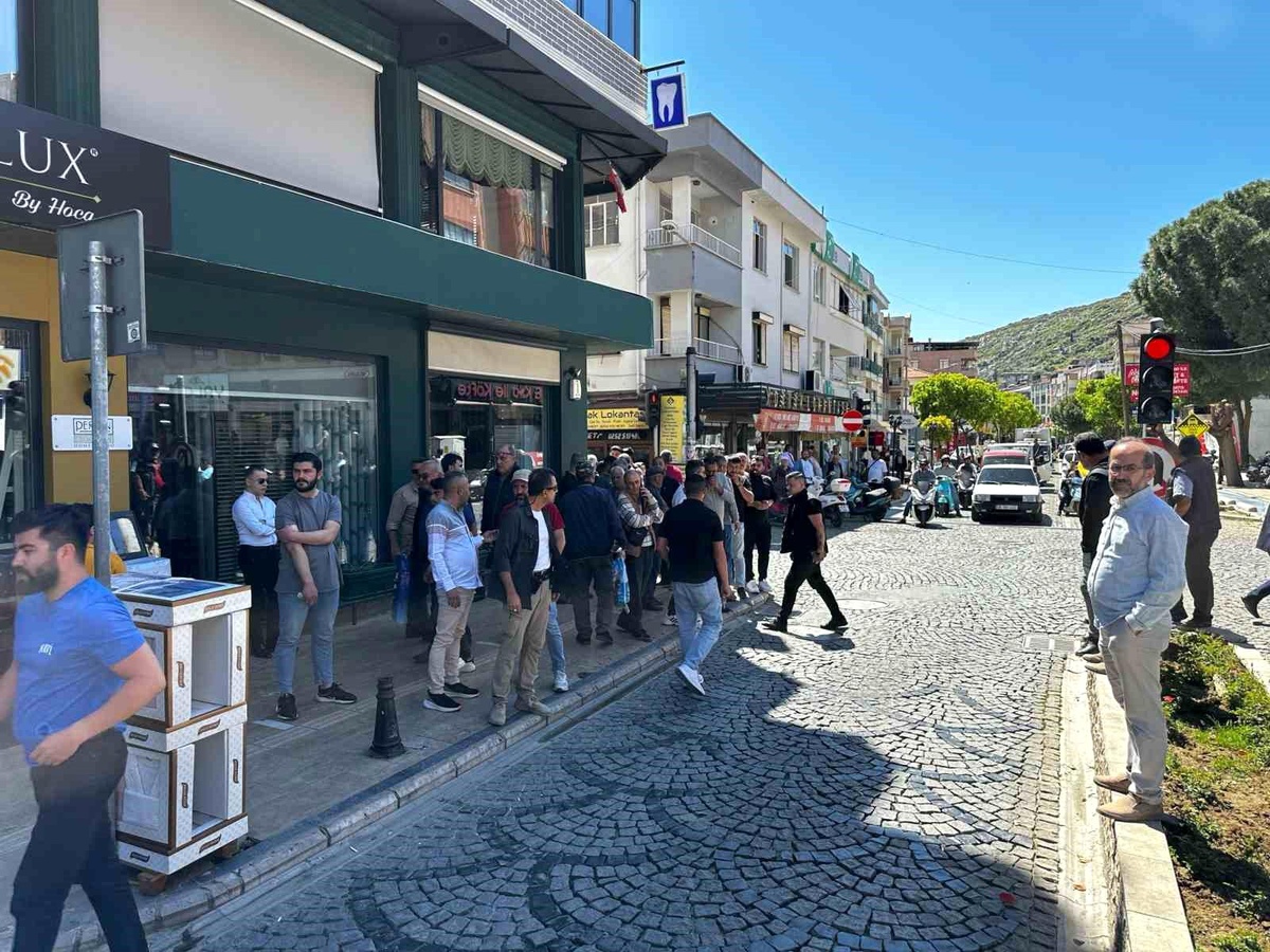 Muğla\'da Plakasız Motosiklet Sürücüsü Polise Kaçarken Kaza Yaptı