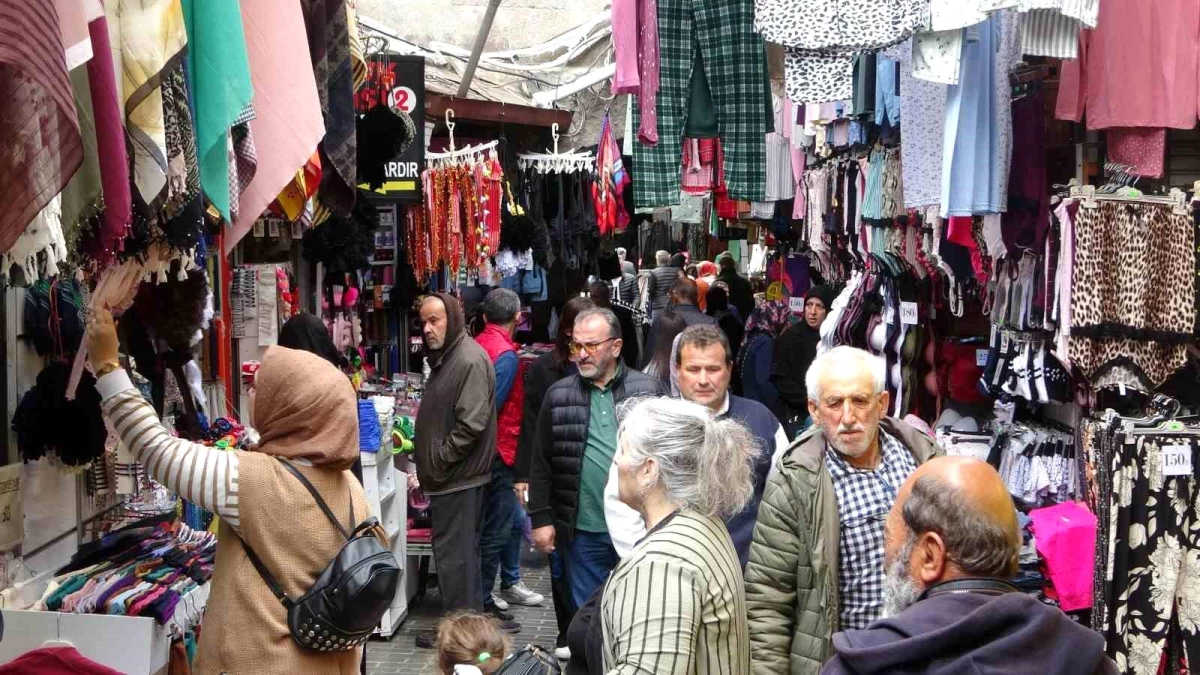 Trabzon\'da Ramazan Bayramı öncesi alışveriş yoğunluğu