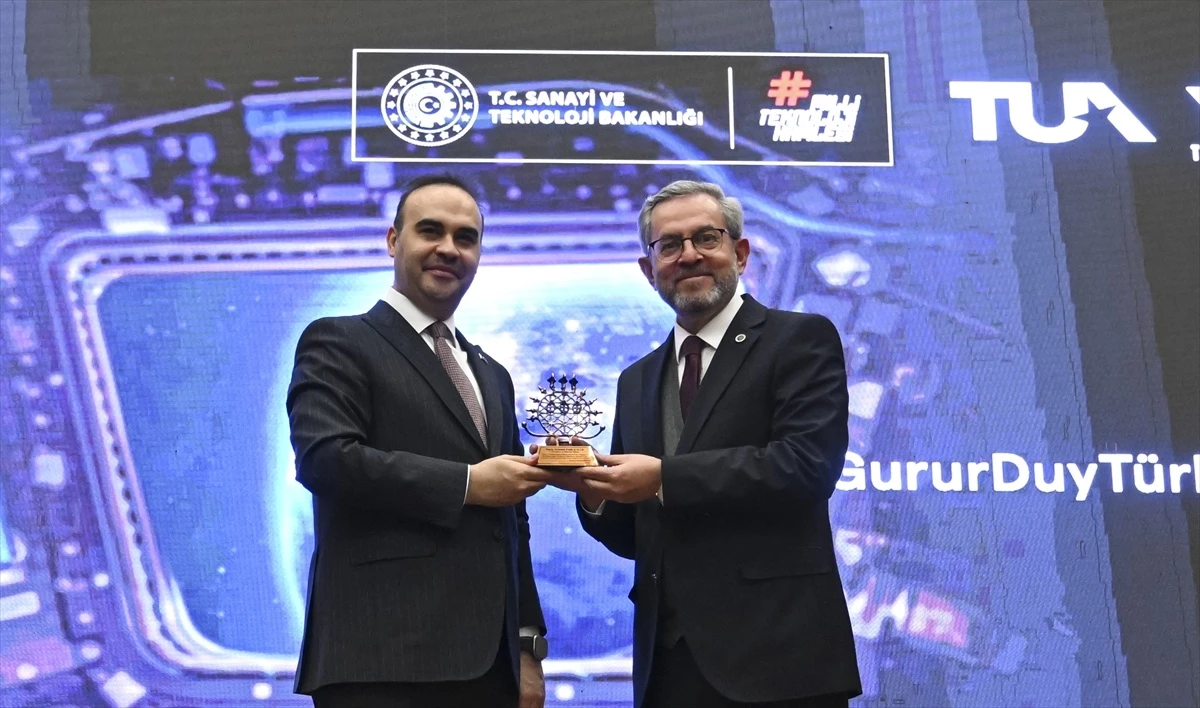 Sanayi ve Teknoloji Bakanı: Türk gençliği Milli Teknoloji Hamlesi\'nin öznesidir