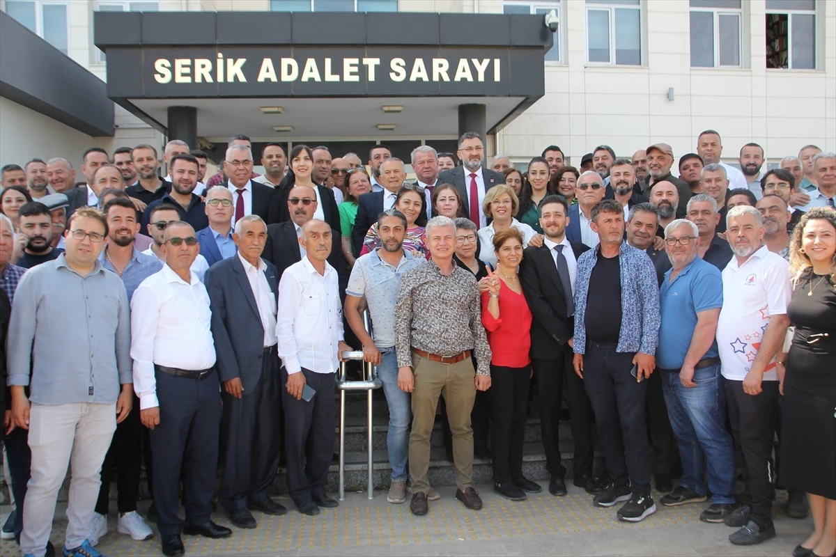 CHP\'li Kadir Kumbul, Serik Belediye Başkanı olarak mazbatasını aldı