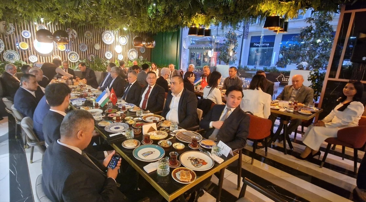 TİKA, Özbekistan\'daki paydaş kurumlarla iftar programında buluştu