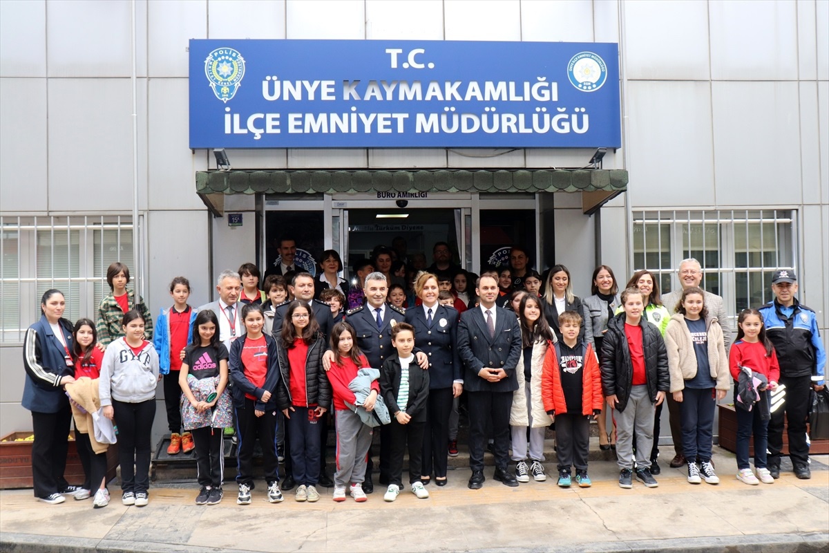 Ünye\'de Türk Polis Teşkilatı\'nın 179. kuruluş yıl dönümü resim sergisi açıldı