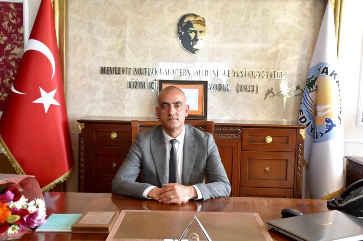 Yakakent Belediye Başkanı Dr. Şerafettin Aydoğdu göreve başladı
