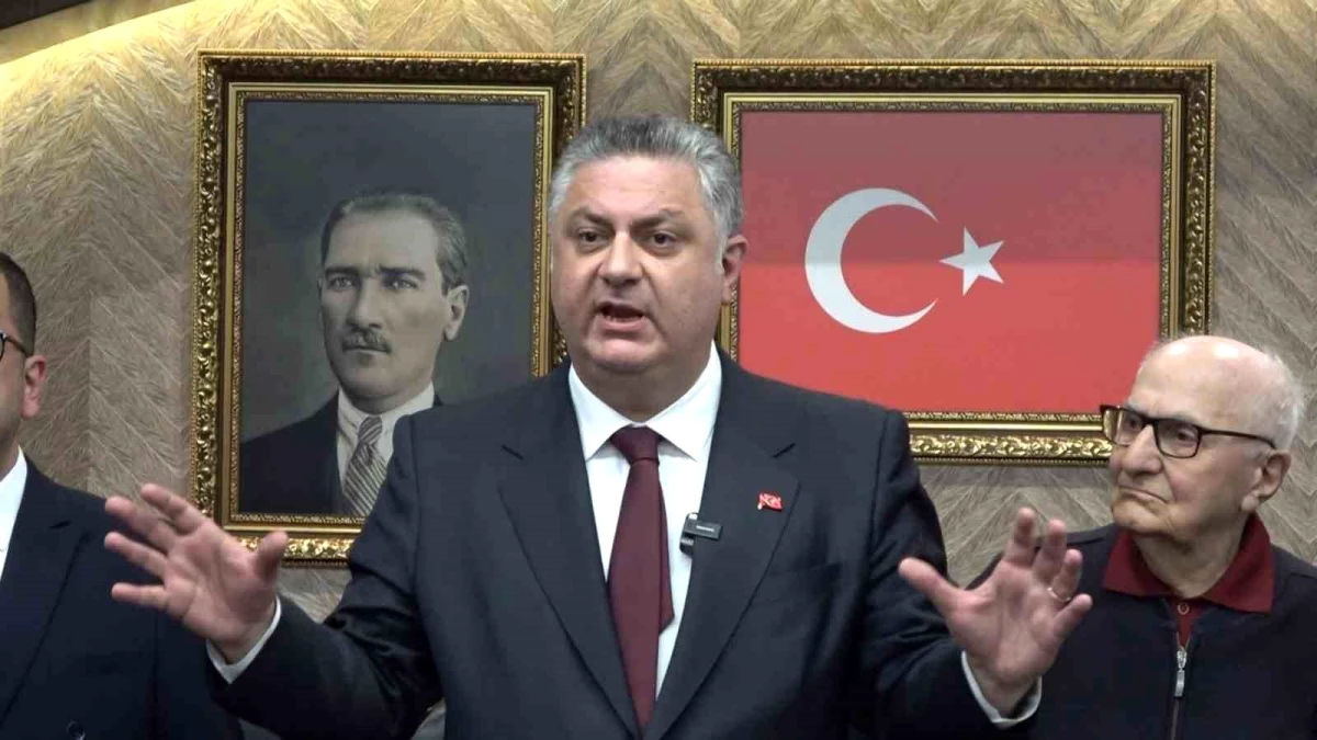 CHP\'li Mehmet Gürel Yalova Belediye Başkanlığı\'na seçildi