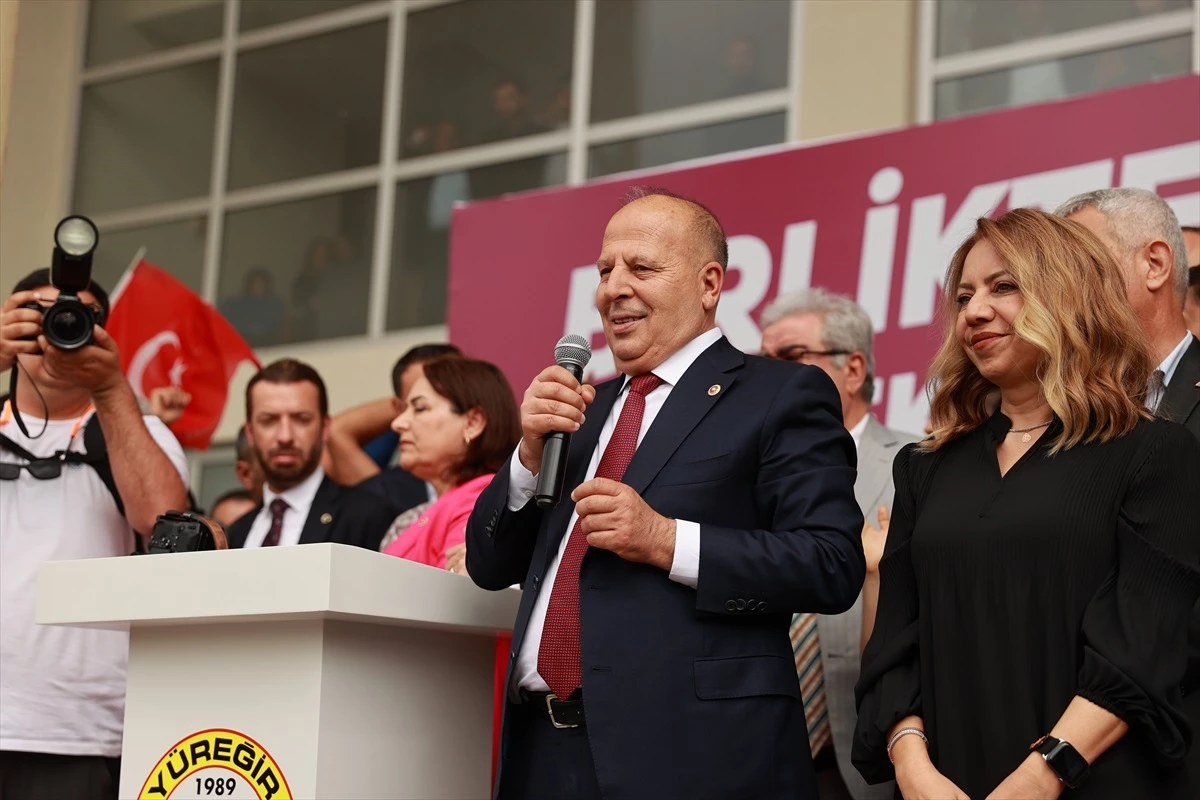 Ali Demirçalı, Yüreğir Belediye Başkanı olarak göreve başladı