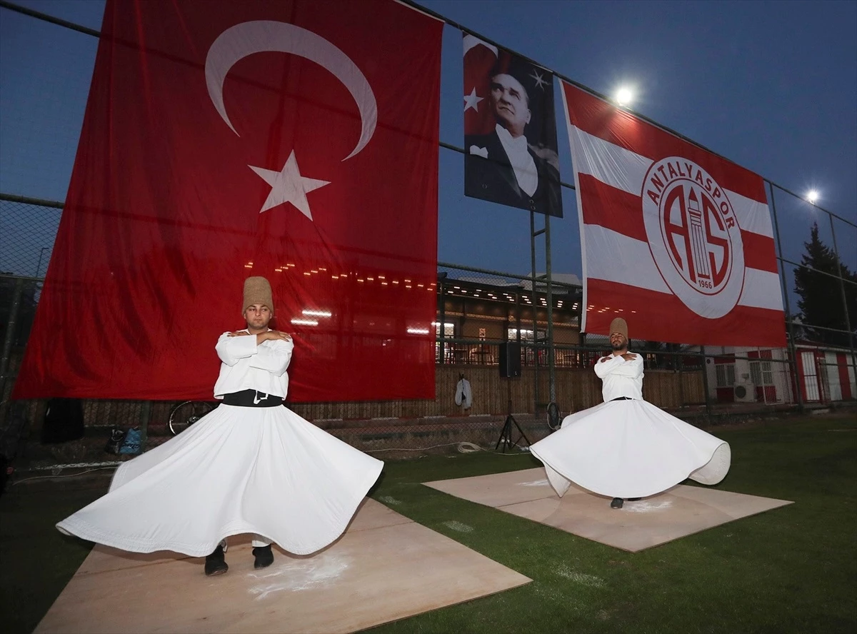 Antalyaspor Camiası İftar Programında Buluştu