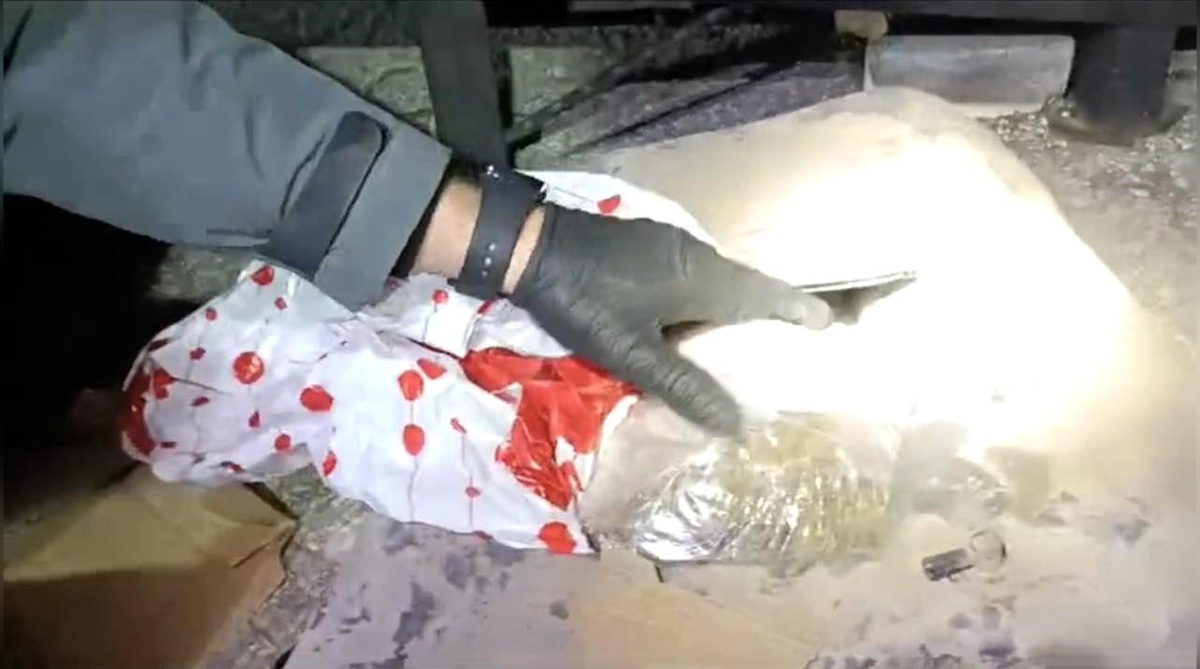 Osmaniye\'de Ticari Aracın Yakıt Deposunda 14 Kilo 50 Gram Skunk Maddesi Ele Geçirildi