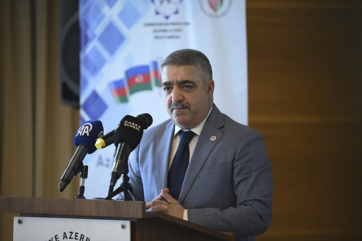 Azerbaycan Devlet Diaspora Komitesi Başkanı Türkiye\'deki Azerbaycan dernekleriyle buluştu
