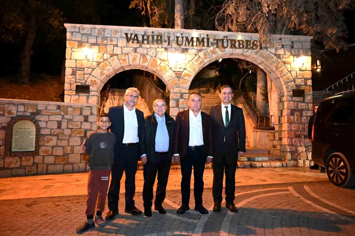 Antalya Büyükşehir Belediye Başkanı Muhittin Böcek, Kadir Gecesini Elmalı\'da Kutladı