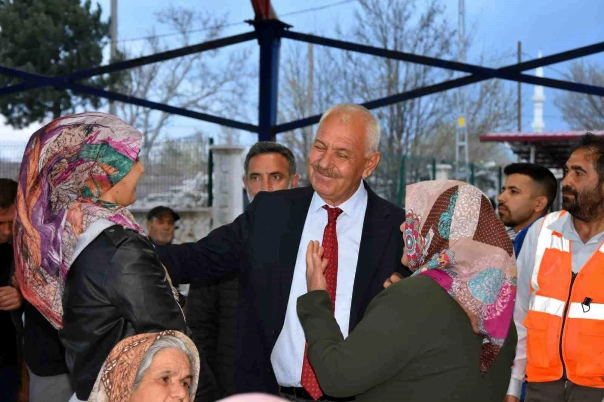 Malatya Doğanşehir Belediye Başkanı Mehmet Bayram, ilçe halkıyla iftar yemeğinde bir araya geldi