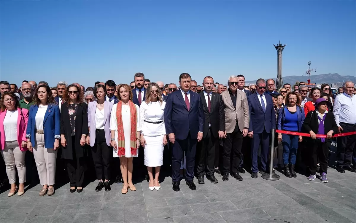 CHP\'den İzmir Büyükşehir Belediye Başkanlığına Cemil Tugay seçildi