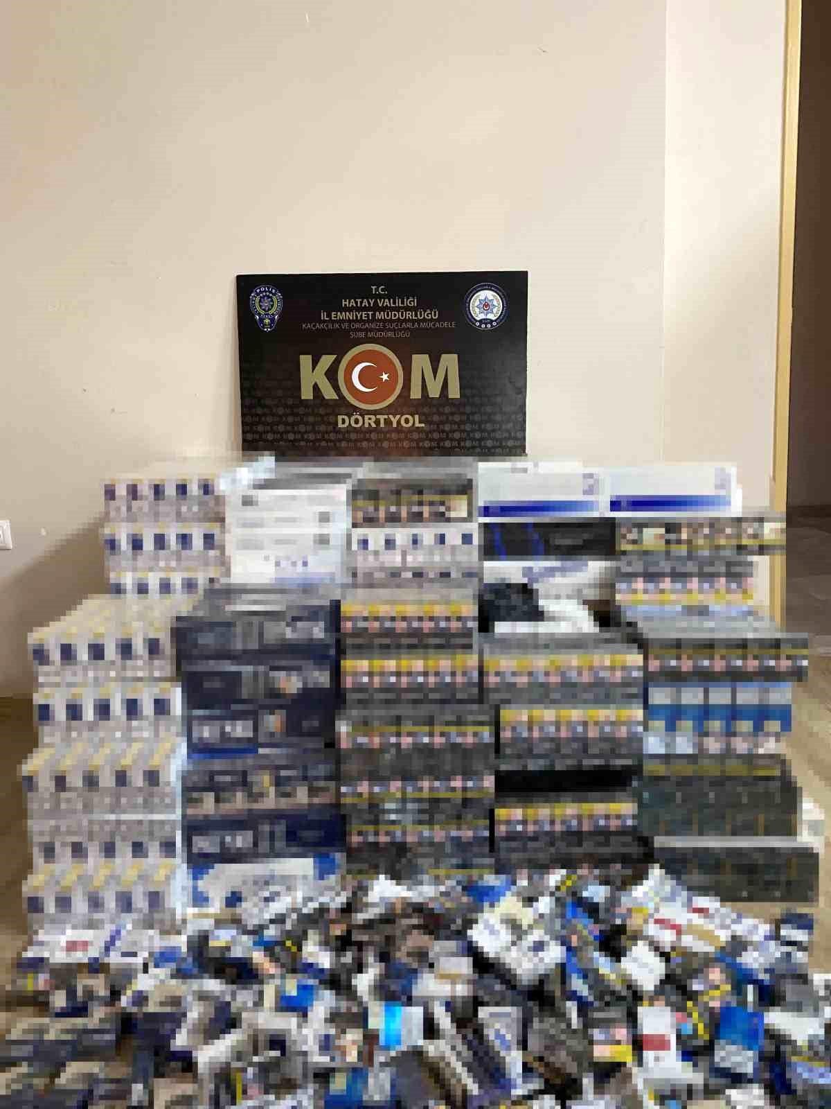 Hatay Emniyet Müdürlüğü\'nden Dörtyol\'da 3 Bin Paket Gümrük Kaçağı Sigara Operasyonu