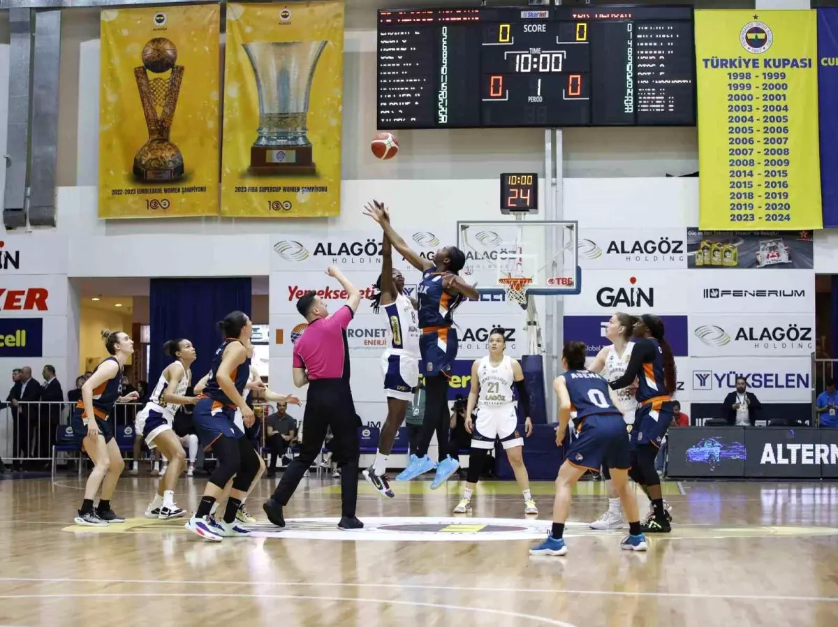 Fenerbahçe, play-off final serisinde avantaj elde etmek istiyor