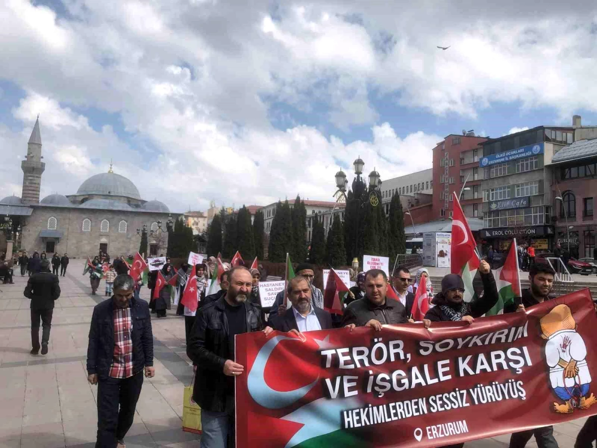 Erzurum\'da sağlık çalışanları İsrail\'in Gazze\'ye yönelik saldırılarını protesto etti