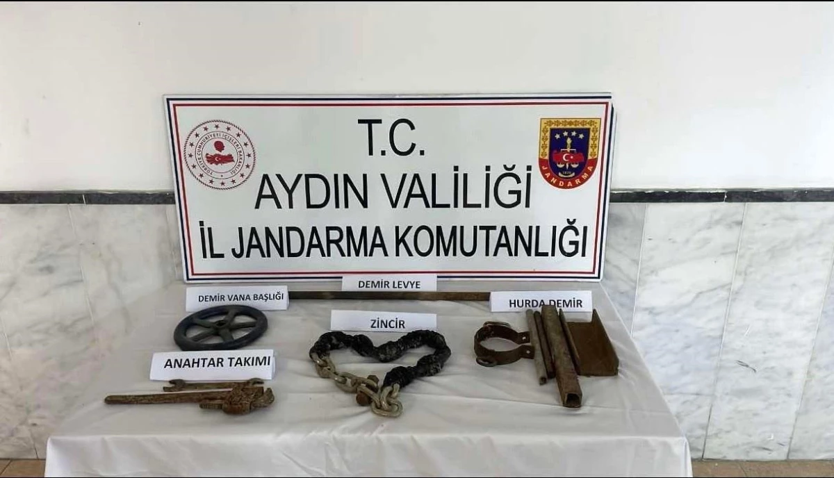 Aydın\'da Depodan Demir Hurda ve Tamir Anahtarları Çalan Şüpheliler Yakalandı