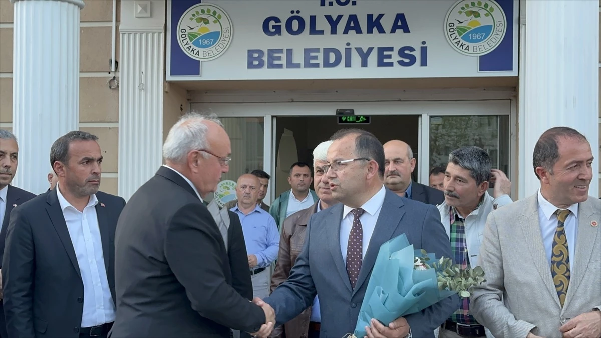 MHP\'den Gölyaka Belediye Başkanı Muzaffer Coşkun göreve başladı