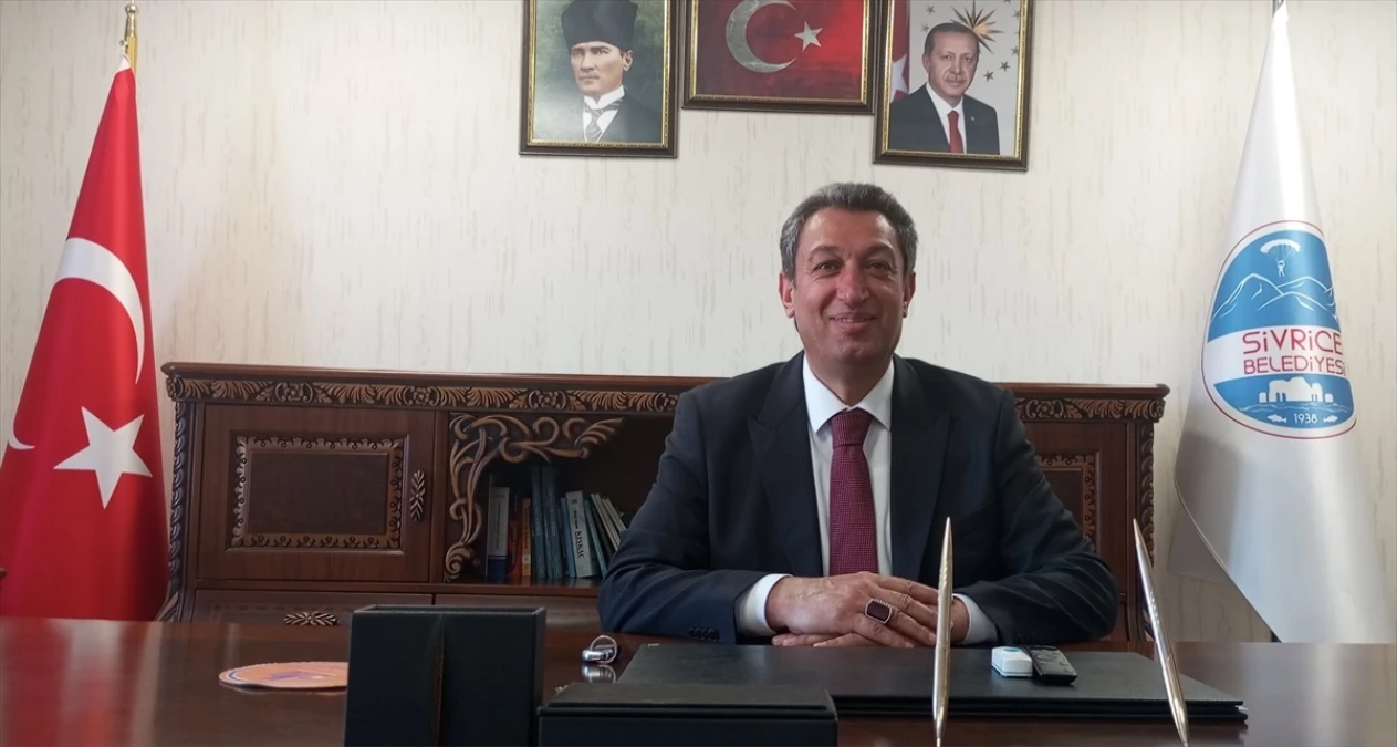 Yeniden Refah Partisi\'nden Sivrice Belediye Başkanı Seçilen Ebubekir Irmak Göreve Başladı