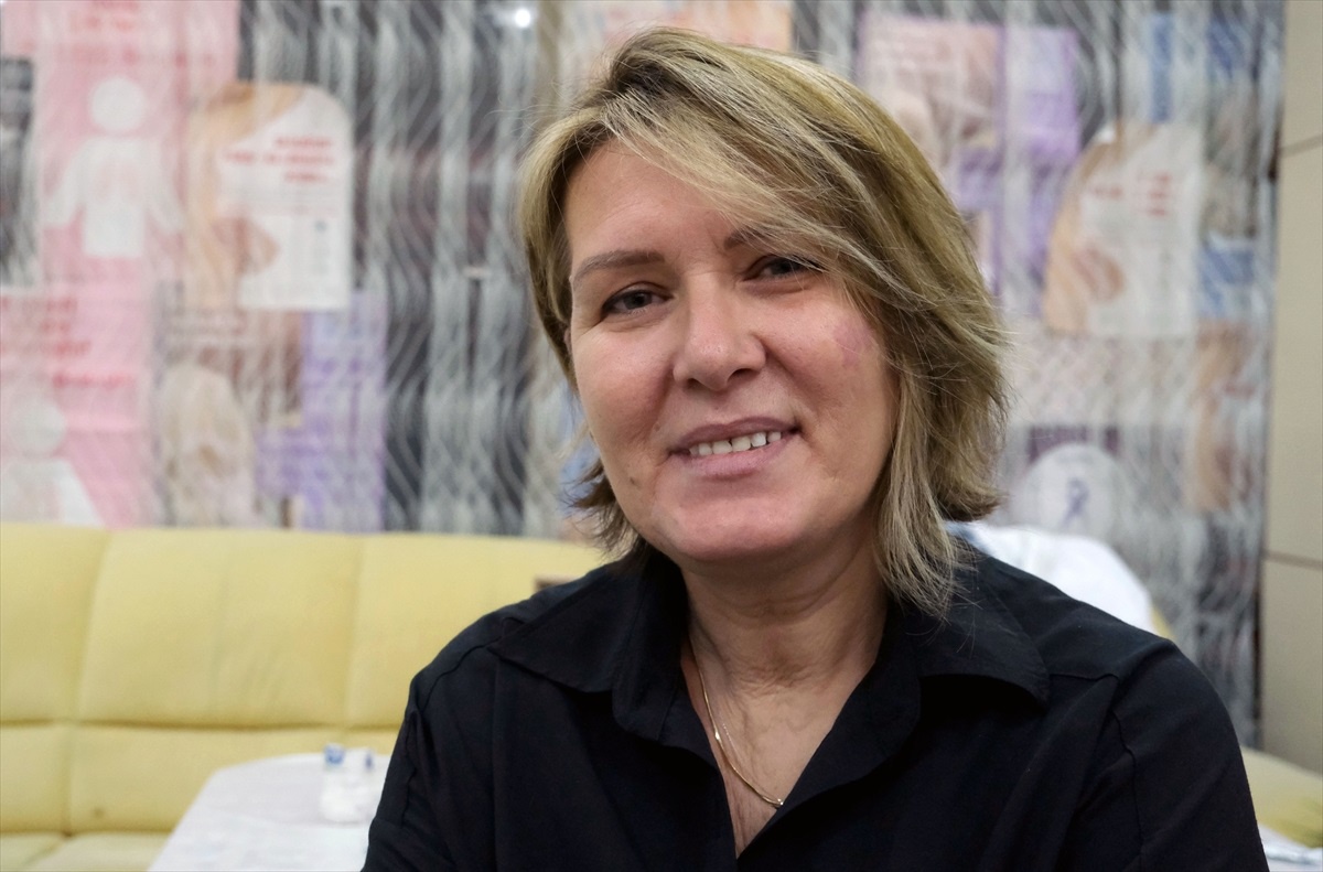 Anne ve kız kanseri yenerek hayata bağlandı