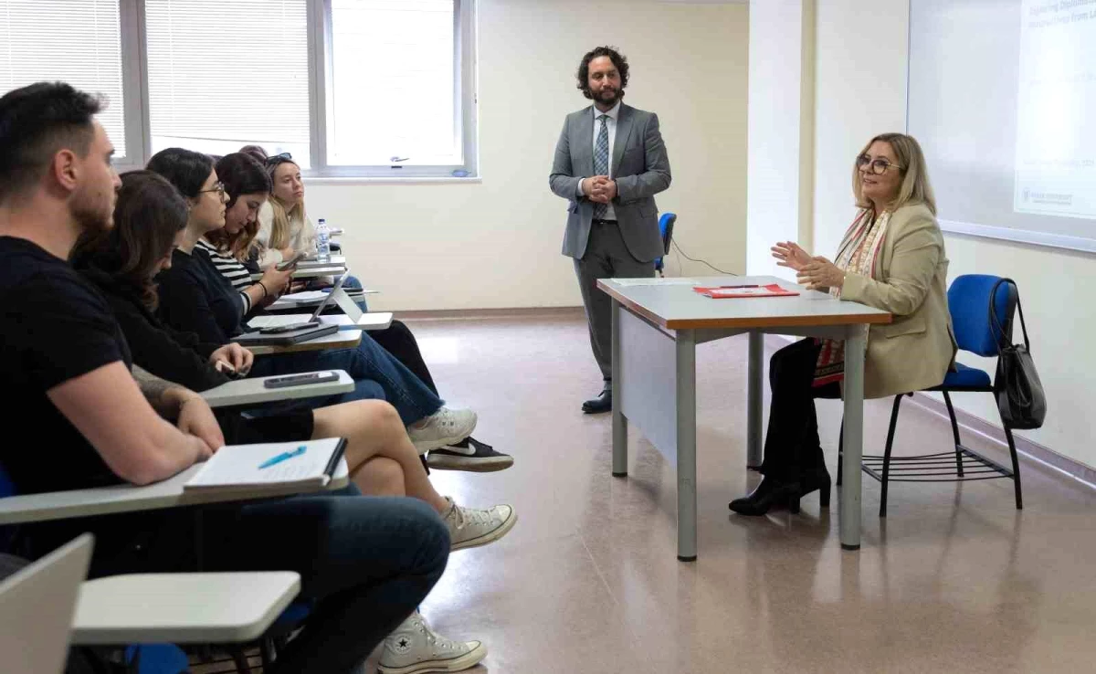 Dışişleri Bakanlığı İzmir Temsilcisi Büyükelçi Naciye Gökçen Kaya: Konsoloslukların kapasitesi artmalı