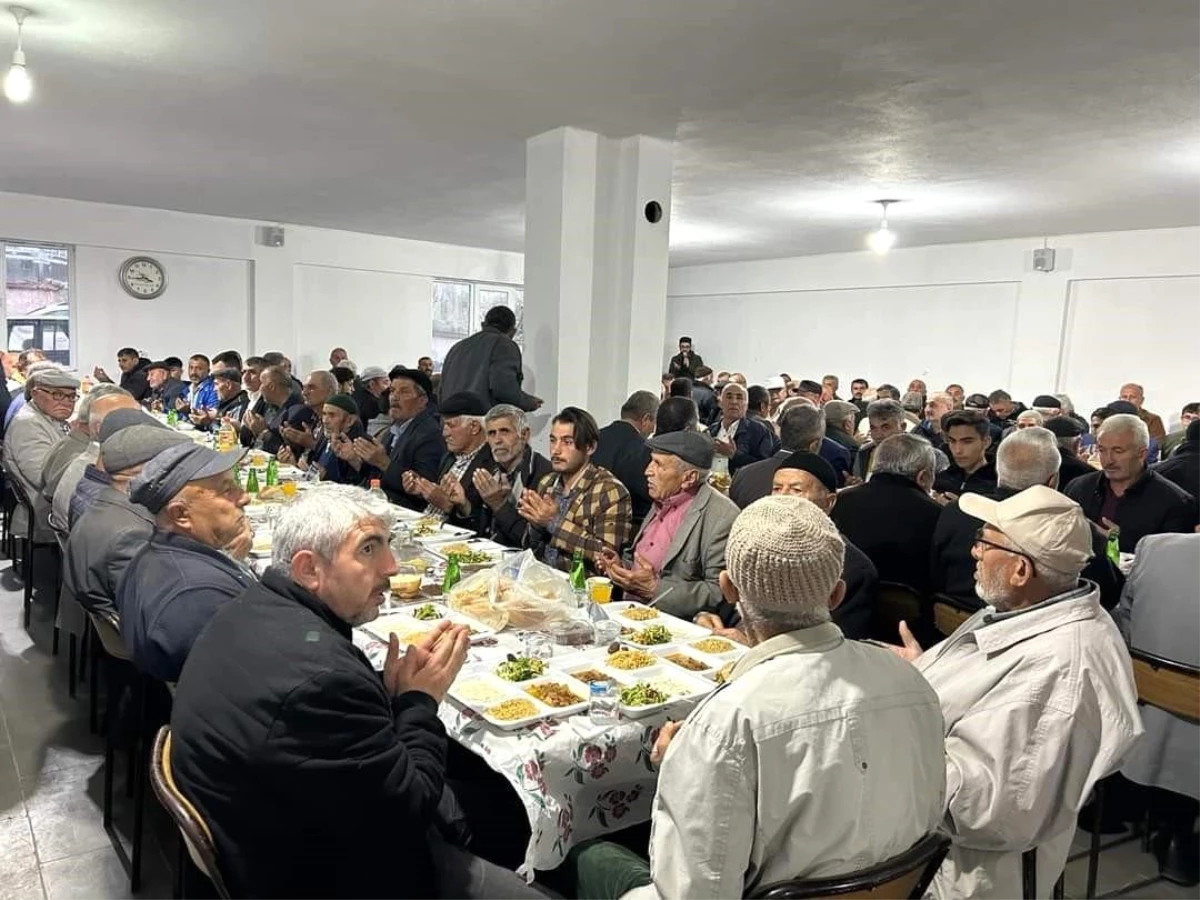 Çorum\'un Evci köyünde geleneksel iftar yemeği düzenlendi