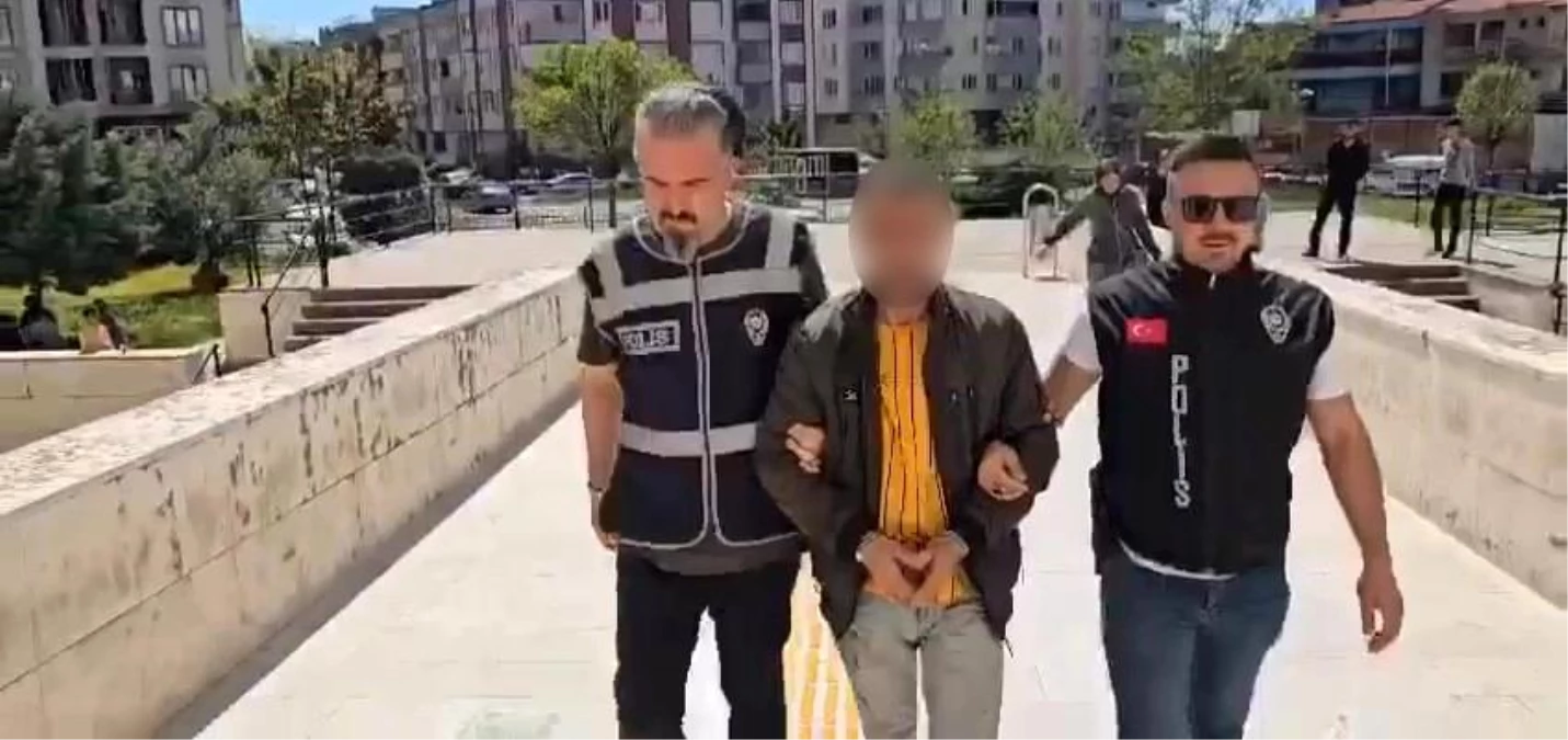 Balıkesir\'de firari 2 hükümlü polis tarafından yakalandı