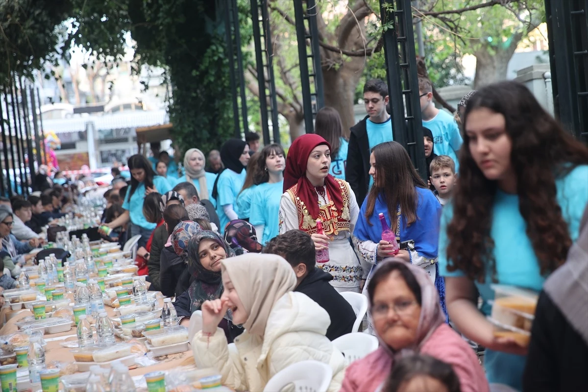Gümülcine Türk Gençler Birliği ve Gümülcine Seçilmiş Müftülüğü tarafından iftar programı düzenlendi