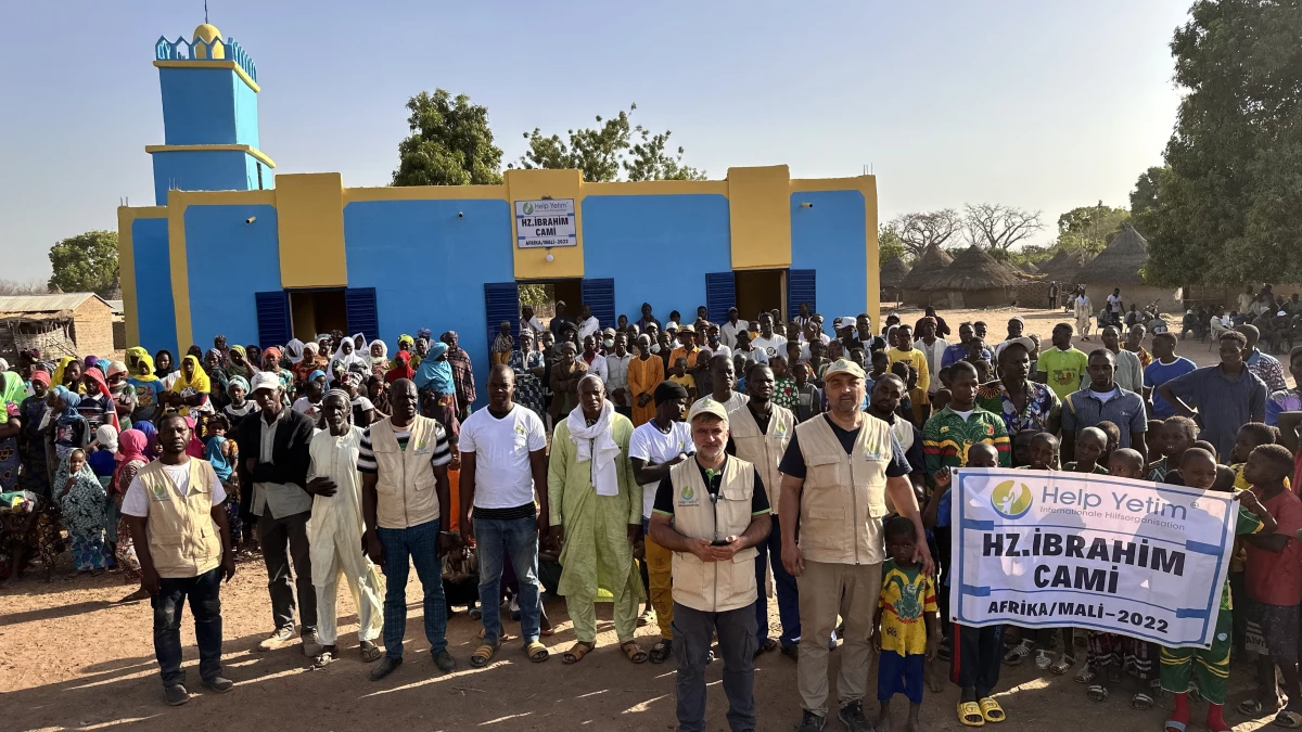 Mali\'de Help Yetim\'in Desteğiyle İnşa Edilen Camii Açıldı