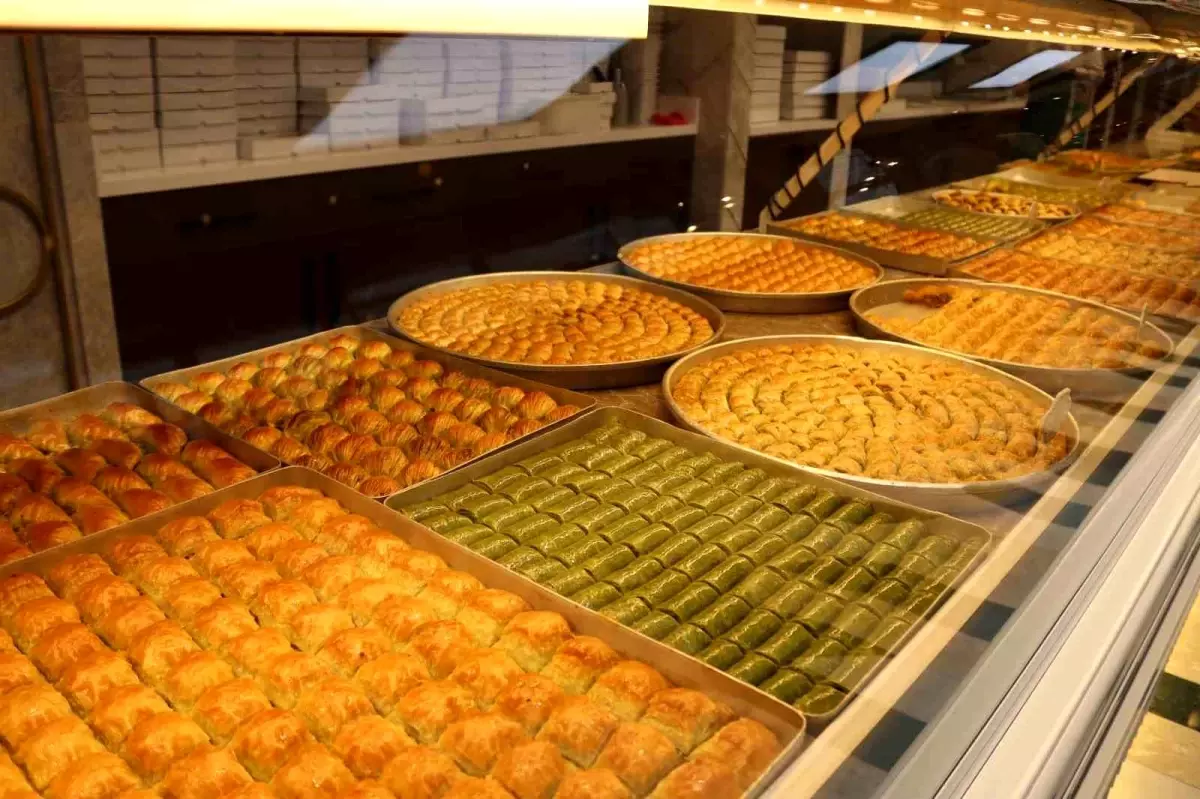 Bayramda ucuz baklava uyarısı: Tereyağı yerine margarin kullanılıyor