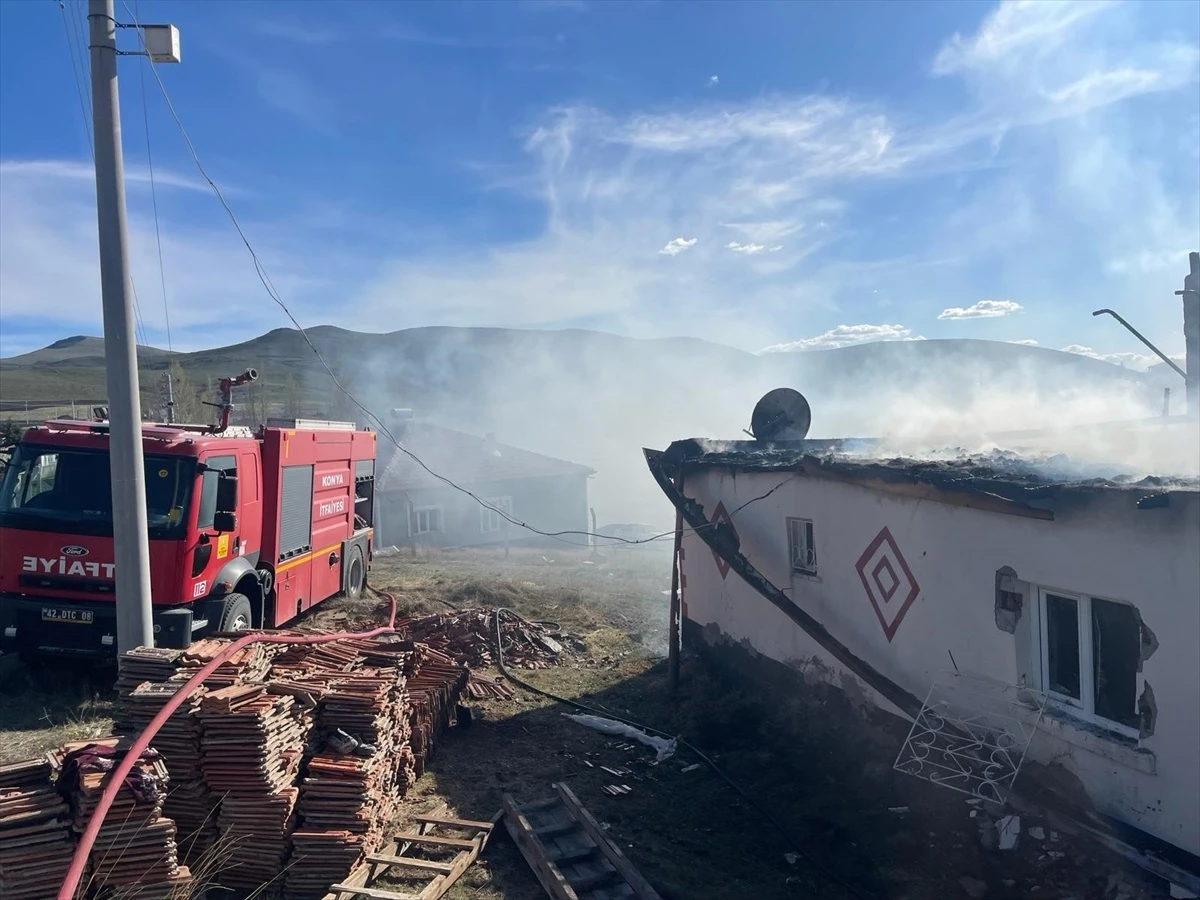 Konya\'nın Kulu ilçesinde müstakil evde çıkan yangın hasara yol açtı
