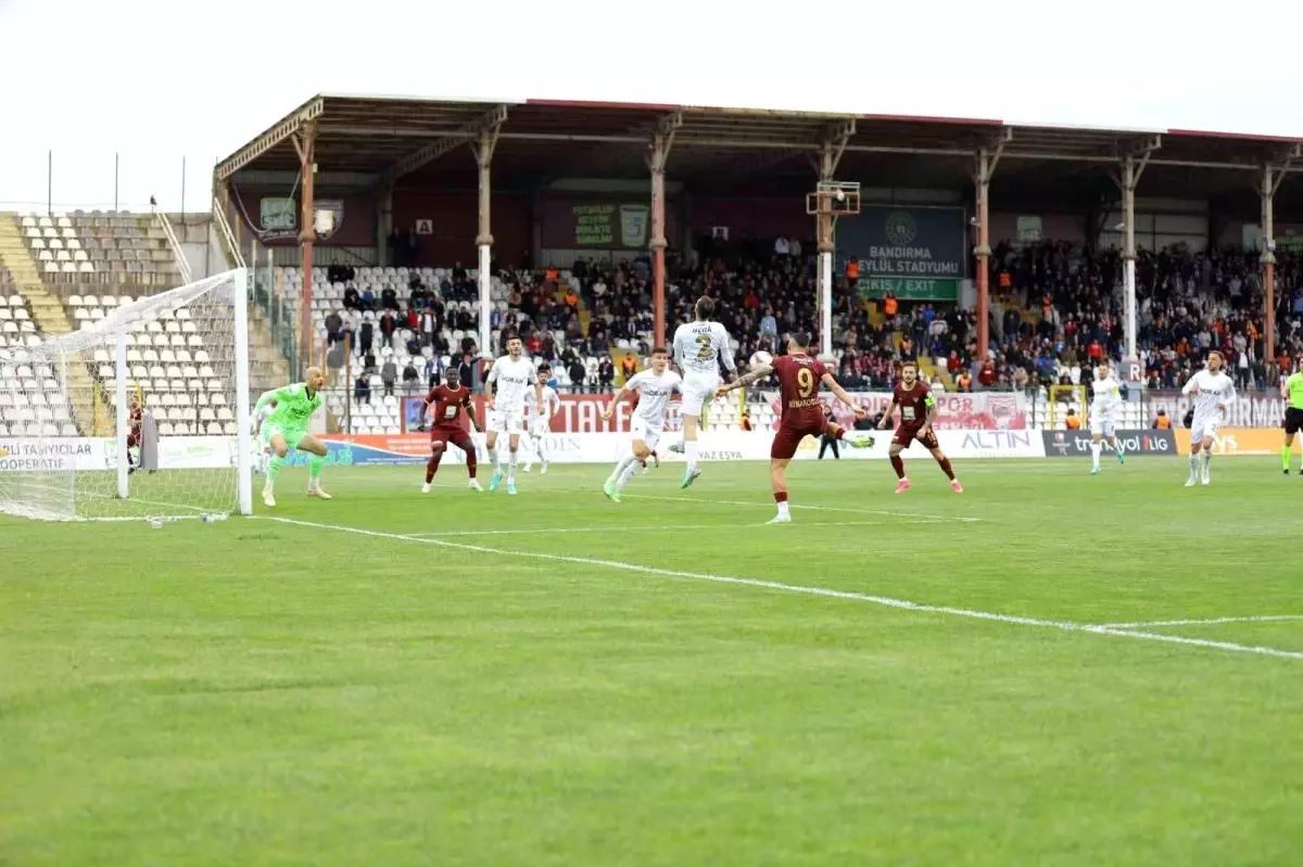 Bandırmaspor ve Manisa FK Berabere Kaldı