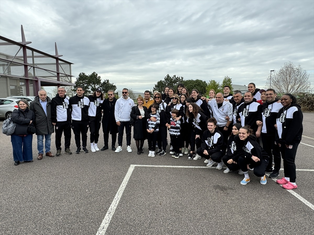 Beşiktaş BOA, London Lions\'a konuk olmak için Londra\'ya ulaştı