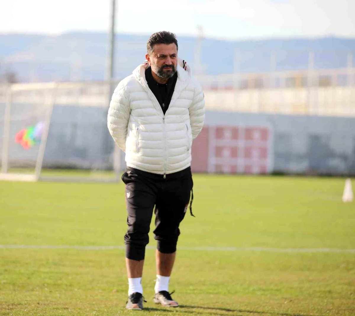 Sivasspor Teknik Direktörü Bülent Uygun: Güçlü bir takımla mücadele etmek için gideceğiz