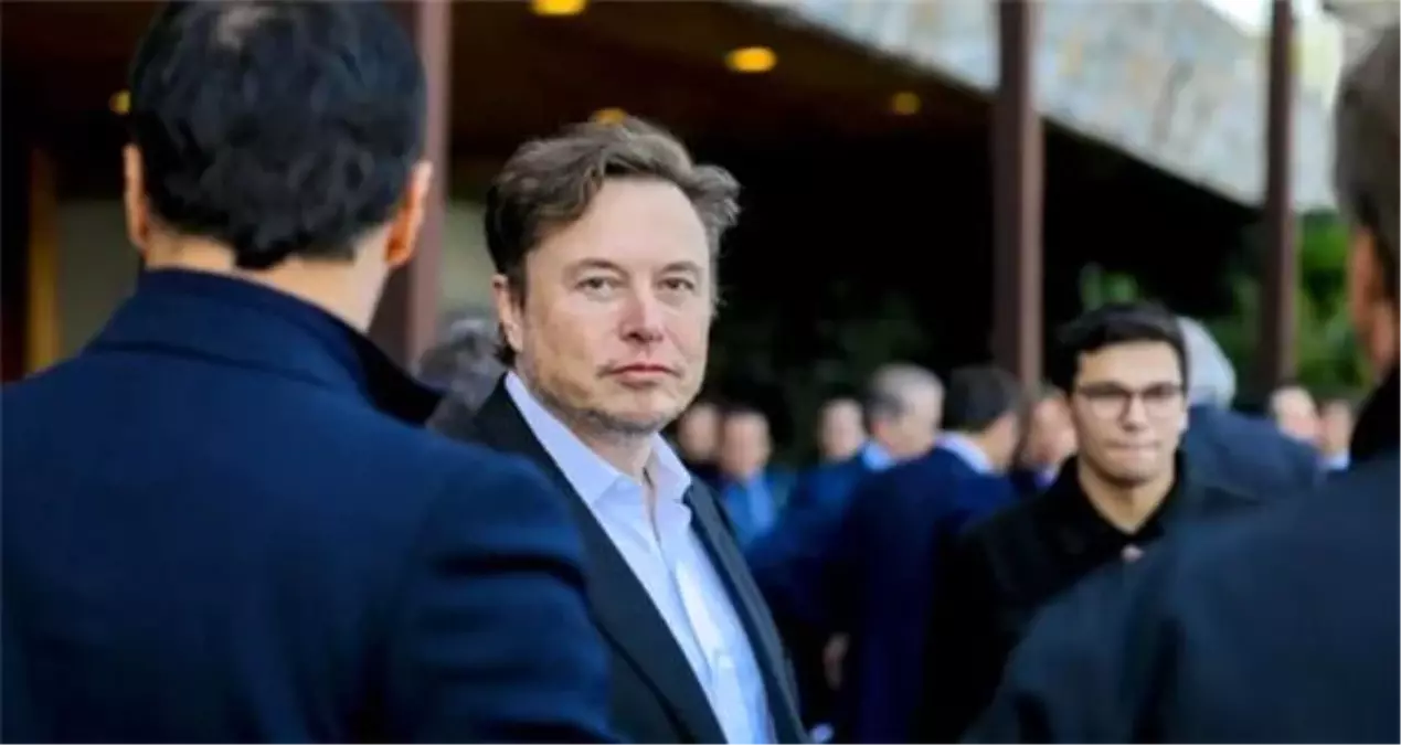 Elon Musk, Mars\'ı 1 milyon kişiyle yaşanabilir bir gezegen haline getirecek