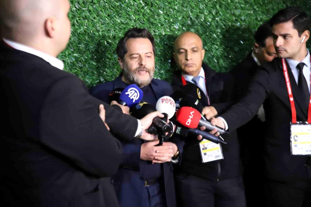 Galatasaray Başkan Vekili Erden Timur: \'Gerginliğin Bitmesi Gerekiyor\'