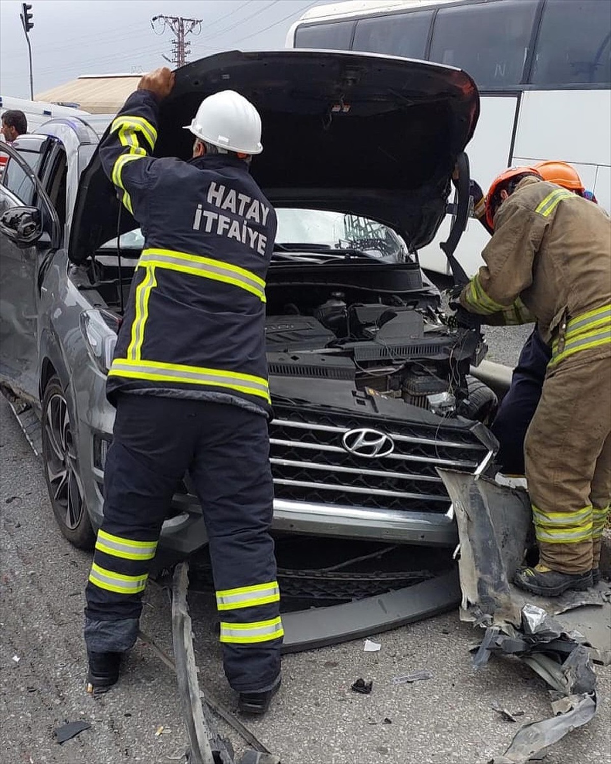 Dörtyol ilçesinde zincirleme trafik kazasında 7 kişi yaralandı
