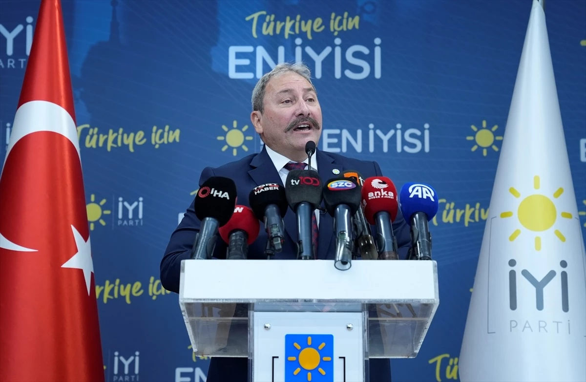 İYİ Parti Genel Başkan Yardımcısı Mehmet Tolga Akalın, Genel Başkanlığa Adaylığını Açıkladı